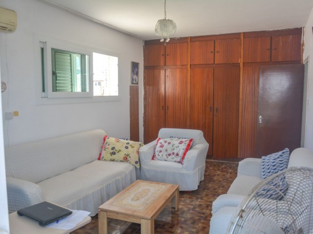 3+1 WOHNUNG ZUM VERKAUF IM KYRENIA CENTER