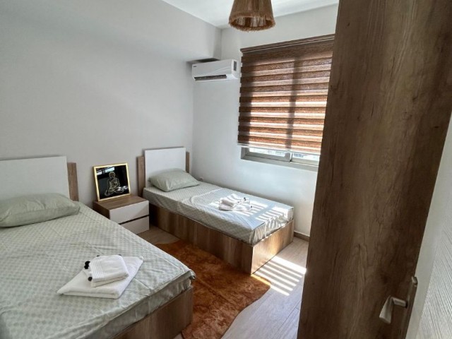 GİRNE MERKEZ'DE SATILIK 2+1 DAİRE 