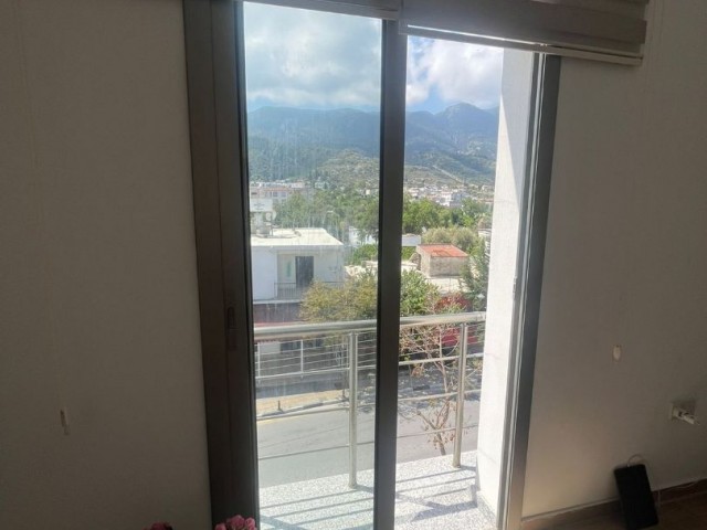 3+1 FLAT FOR SALE IN ALSANCAK, KYRENIA