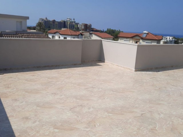 2+1 PENTHOUSE ZUM VERKAUF IN GIRNE ALSANCAK