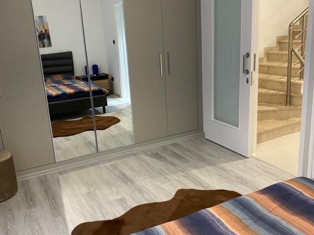 3+1 PENTHOUSE FLAT FOR SALE IN GİRNE ZEYTİNLİK CENTER