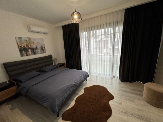 3+1 PENTHOUSE-WOHNUNG ZU VERMIETEN IM ZENTRUM VON GİRNE ZEYTİNLİK