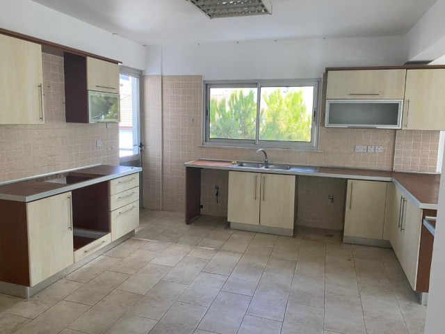 Kyrenia Centre Unfurnished 3+1 flat for rent