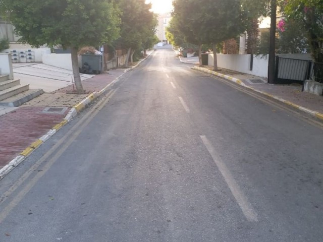 تخت برای اجاره in Girne Merkez, گیرنه