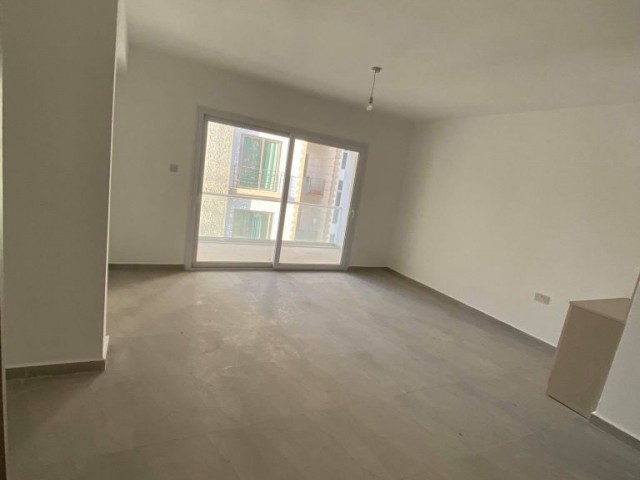 KYRENIA CENTRE 3+1 FLAT FOR RENT