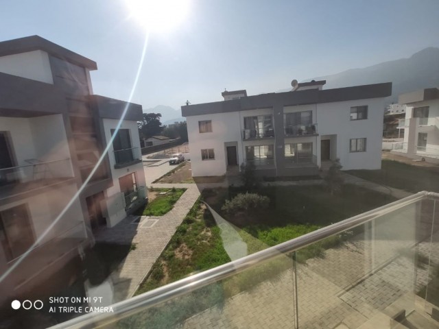 ALSANCAK AREA 2+1 FLAT FOR SALE