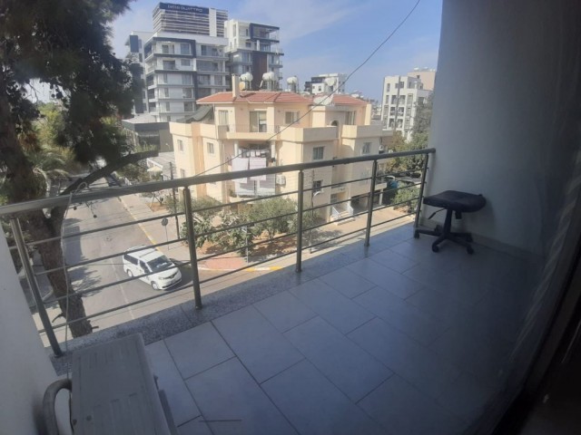 Kyrenia Centre 2+1 flat for rent