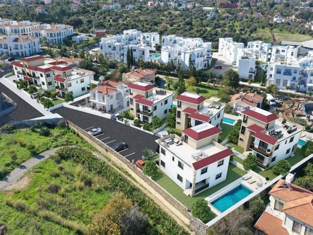 Duplex-Luxusvillen mit privatem Pool mit 3 Schlafzimmern in einem neuen Wohnbereich in Kyrenia Alsancak ta Yavuz Aufkleber Strand !!!/ Lu ②urious 3 Bedroom double Llogara Villas Llogara Private Pool Zum Verkauf in Kyrenia, Alsancak!!! ** 