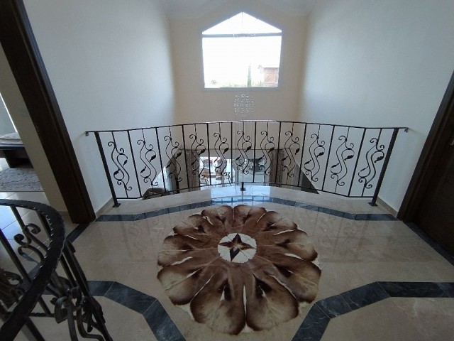 Lapta, lux 4+1 satilik villa, ozel havuzlu, denize 400m +905428777144 Engl, Tur, Rus