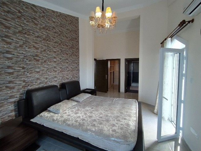 Lapta, lux 4+1 satilik villa, ozel havuzlu, denize 400m +905428777144 Engl, Tur, Rus