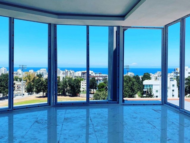 WIR HABEN AN JEDES DETAIL GEDACHT, DAMIT SIE KYRENIA UND DAS MITTELMEER IN IHRER EXKLUSIVEN PENTHOUSE-WOHNUNG GENIEßEN KÖNNEN ** 