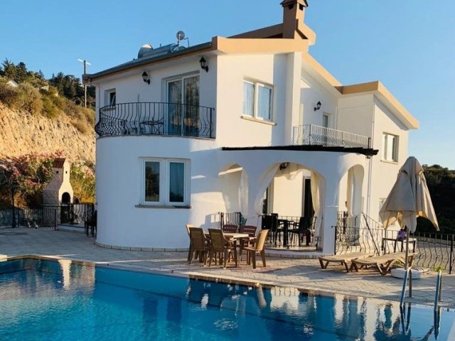 Esentepe 4 + 1 Llogara tägliche villa zu vermieten + 905428777144 Russisch, Türkisch, Engl ** 