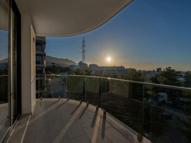 ULTRA LUXURIOUS MOUNTAIN SEA AND CITY VIEW 2+1 FLAT IN KYRENIA CENTER (THERE IS ONE ON EVERY FLOOR 3.4.5.)