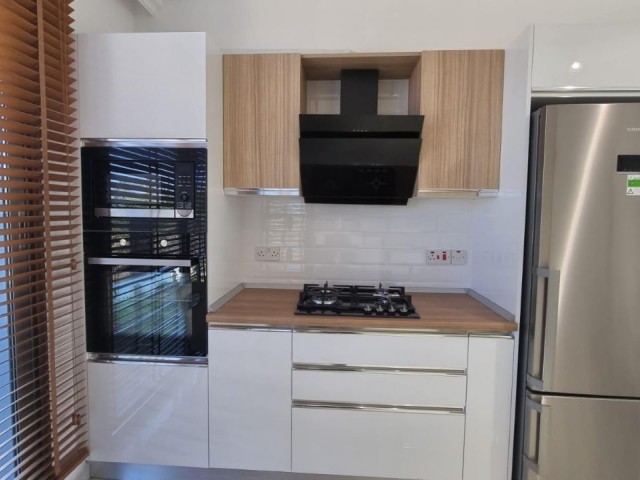 2 BEDROOMED NEW APARTMENTS FOR SALE IN ALSANCAK KYRENIA