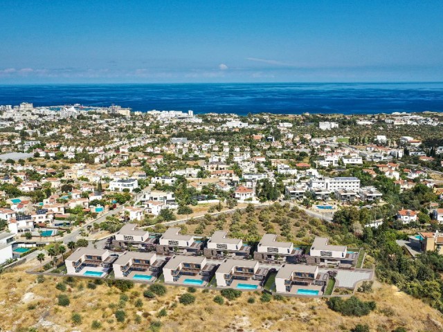  GIRNE BELLAPAIS'TE MODERN TASARIMLI, HAVUZLU LÜKS 4+1 SATILIK VILLA