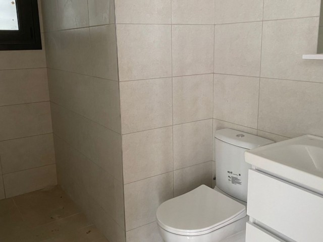 LOFT WOHNUNG ZU VERKAUFEN 2 SCHLAFZIMMER IN KYRENIA ESENTEPE ** 