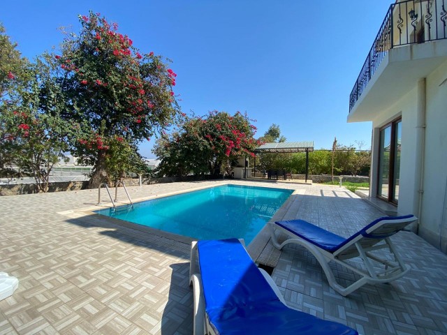 SEA VIEW 3+1 VILLA WITH PRIVATE POOL IN KYRENIA, ALSANCAK 05428885177 ** 