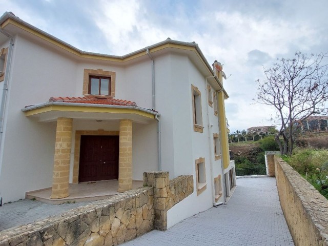 Ozankoy, 5 + 2 Lu ① zu verkaufen villa +905428777144 ** 