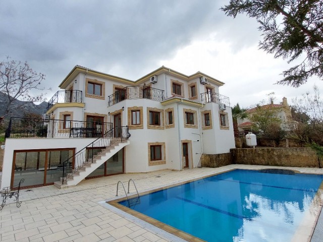 Ozankoy, 5 + 2 Lu ① zu verkaufen villa +905428777144 ** 