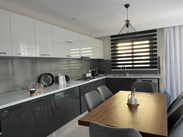 SPECIAL DESIGN 3 BEDROOM PENTHOUSE FLAT IN KYRENIA CENTER