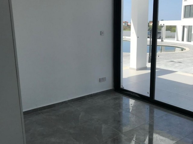 FLATS FOR RENT IN A SITE WITH POOL IN EDREMIT!!