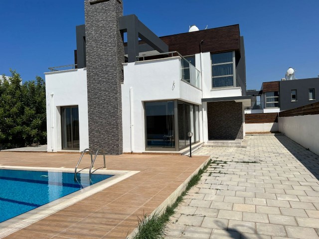 3 BEDROOM LUXURIOUS VILLA FOR RENT IN ÇATALKÖY BY THE SEA !!!