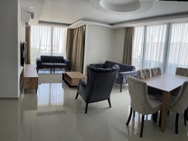 DUPLEX FLAT FOR RENT WITH PRIVATE POOL!!