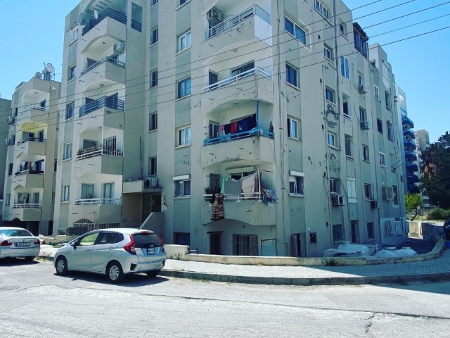 GİRNE MERKEZDE PÜSKÜLLÜDE 3+1 TÜRK KOÇANLI DAİRE