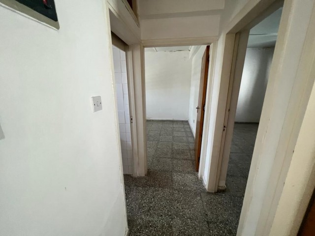 3+1 DETACHED BARGAIN FLAT IN KYRENIA CENTER!!!