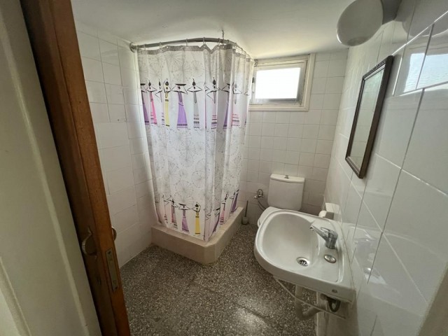 3+1 DETACHED BARGAIN FLAT IN KYRENIA CENTER!!!