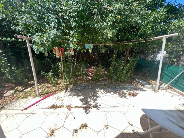 3+1 DETACHED BARGAIN FLAT IN KYRENIA CENTER!!!