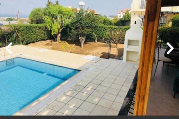 Lapta da Özel Havuzlu Günlük Kiralık Villa!!!