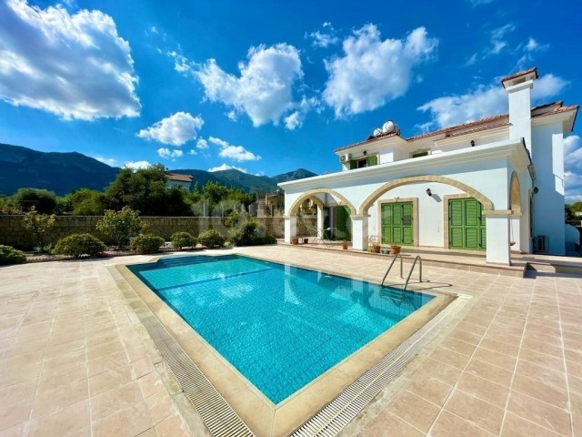 3+1 DAILY RENTAL VILLA WITH PRIVATE POOL IN GİRNE OZANKÖY 