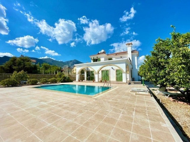 3+1 DAILY RENTAL VILLA WITH PRIVATE POOL IN GİRNE OZANKÖY 