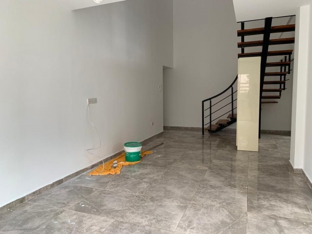 KACIRILMAZ FIRSAT LOFT DAIRE 3 YATAK ODALI - ALSANCAK - 