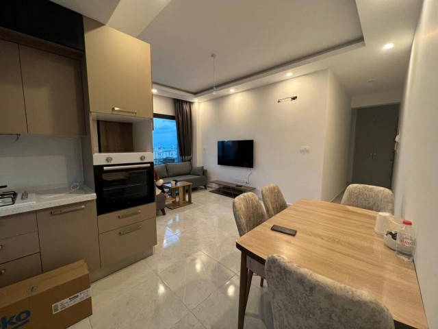 GIRNE MERKEZDE LÜKS 2+1 DAİRE 