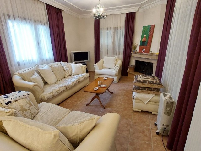 3+1 villa for rent, 500 m from Altinkaya hotel +905428777144