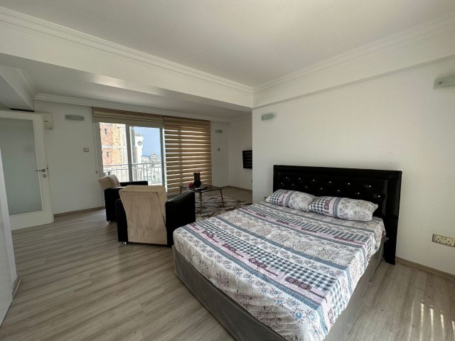 GİRNE MERKEZDE 3+1 SATILIK DUBLEX PENTHOUSE