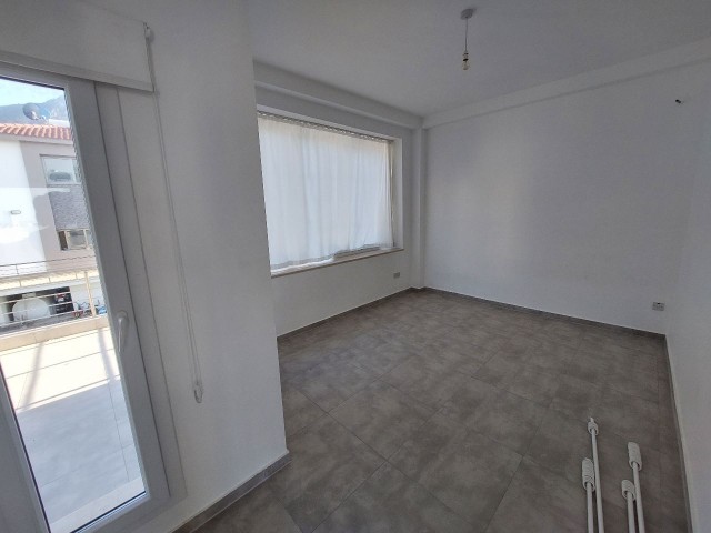 Гирне, Беллапаис, 4+1 дом на продажу, 1 км до английской школы +905428777144