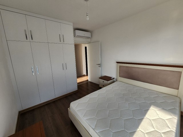 3+1 möbliertes 2-stöckiges Penthouse zur Miete im Zentrum von Kyrenia +905428777144 Englisch, Türkisch, Russisch