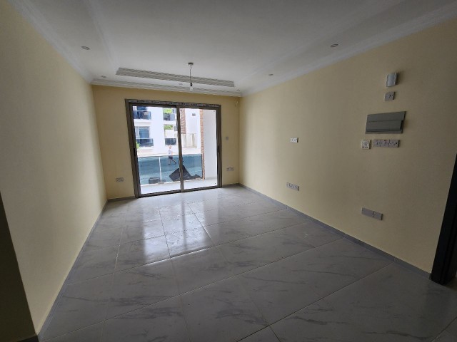 Alsancak, SON 2 ADET 95m2 2+1 satilik daireler +905428777144 English,  Türkçe,  Русский