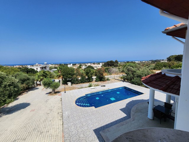 Karşıyaka, 5+1 villa with private pool for sale, 1336 m2 land +905428777144 English, Turkish, Русский