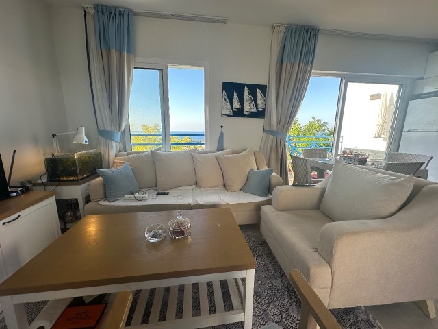 2+1 FLAT WITHIN WALKING DISTANCE TO THE BEACH