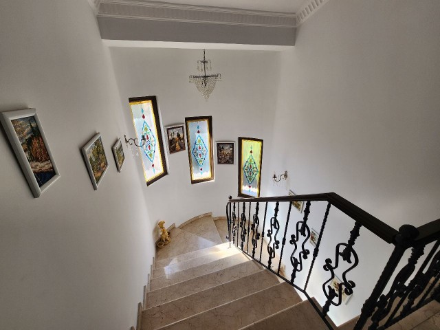 Yukarı Girne, satilik 3+1 lux villa +905438777144 Русский, English,  Türkçe 