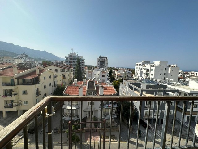 1+1 FLAT FOR SALE IN KYRENIA CENTER