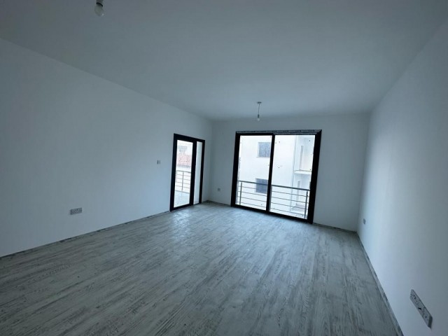 Продается новая квартира 3+1 120 м2 в Лапте!