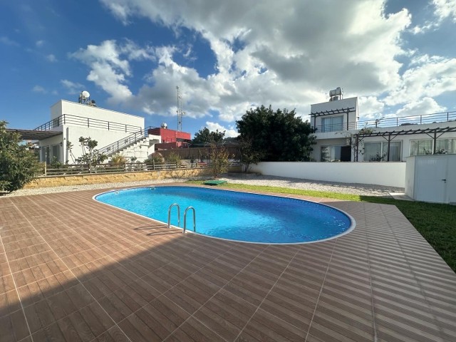 VILLA WITH PRIVATE POOL FOR RENT +905428885177