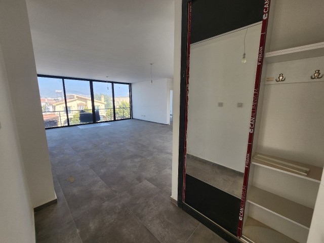 2+1 yeni kiralik ticari izinli ofis, 140m2 +905428777144 English,  Türkçe,  Русский 