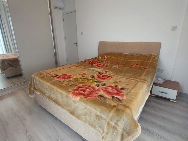 Alsancak, unbewohntes 2+1 Penthouse zu vermieten +905428777144 Russisch, Türkisch, Englisch