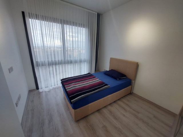 Alsancak, unbewohntes 2+1 Penthouse zu vermieten +905428777144 Russisch, Türkisch, Englisch